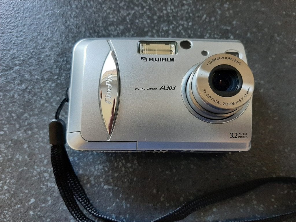 Fujifilm Finepix A303, Ophalen, Fujifilm