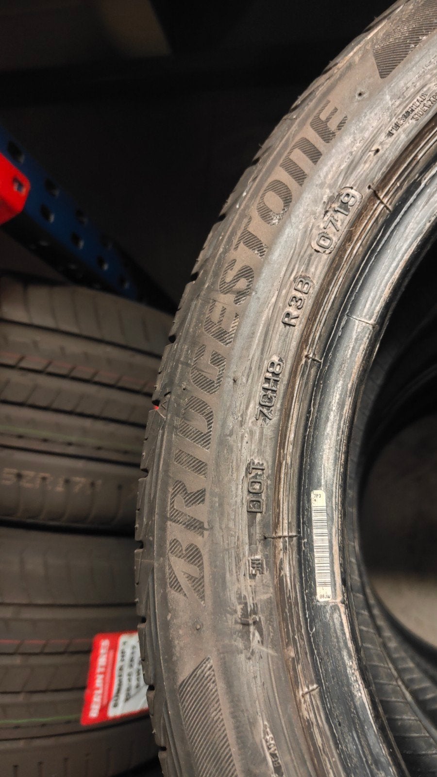 225/45r17 Bridgestone 45€ chacun avec montage et équilibrage, Enlèvement