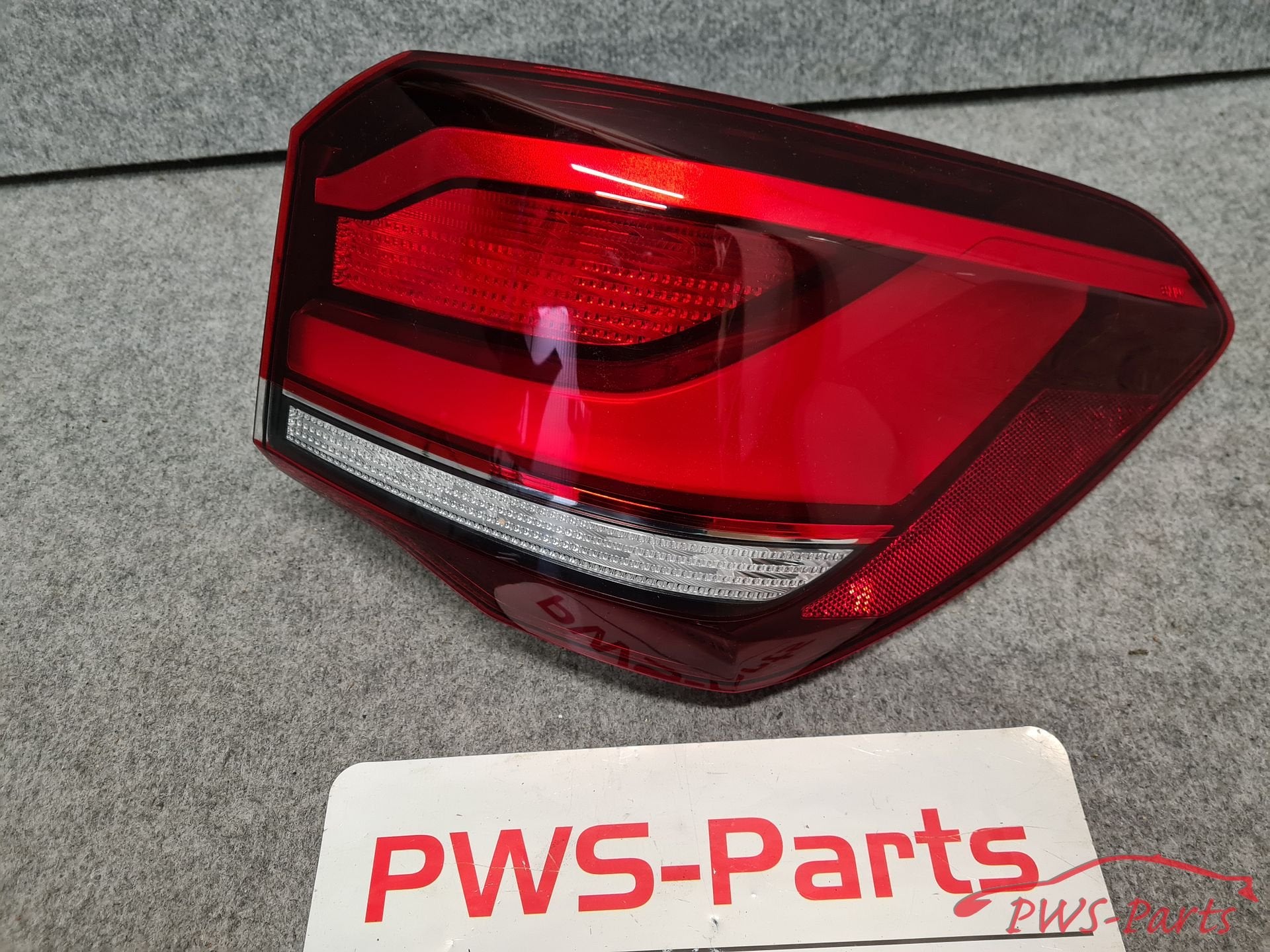 BMW X1 F48 LCI RECHTS LED ACHTERLICHT ORIGINEEL, Auto-onderdelen, Gebruikt, -, -, Ophalen of Verzenden