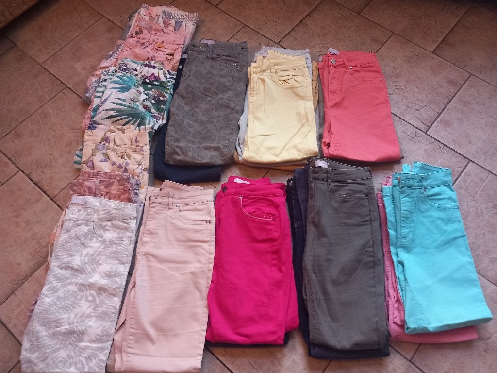 25 pantalons-20 shorts-2 pulls-vestes, Kleding | Dames, Ophalen of Verzenden, Gedragen