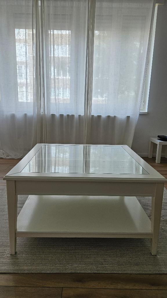 Table basse IKEA LIATORP blanche avec plateau en verre, Maison & Meubles, Tables | Tables de salon, 50 à 100 cm, Carré, Enlèvement