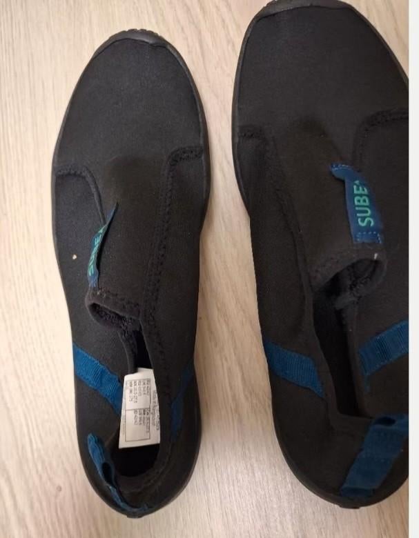 Waterschoenen, Sports nautiques & Bateaux, Vêtements nautiques, Enlèvement, Comme neuf, Homme, Autres types