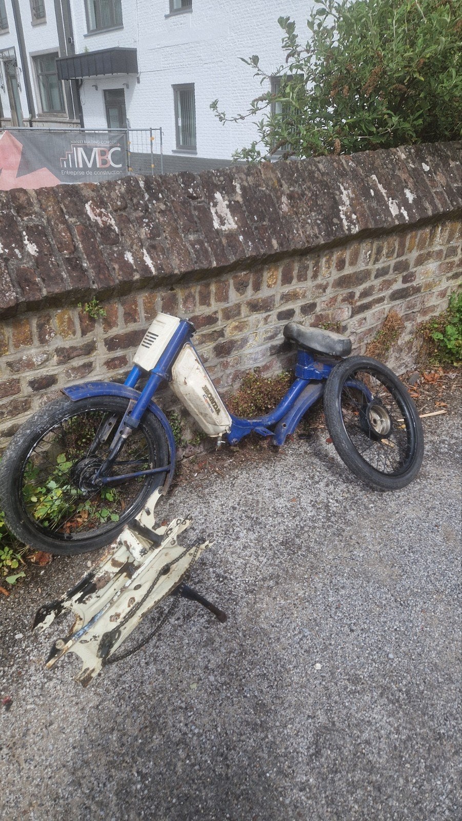 Honda camino classe B, Enlèvement