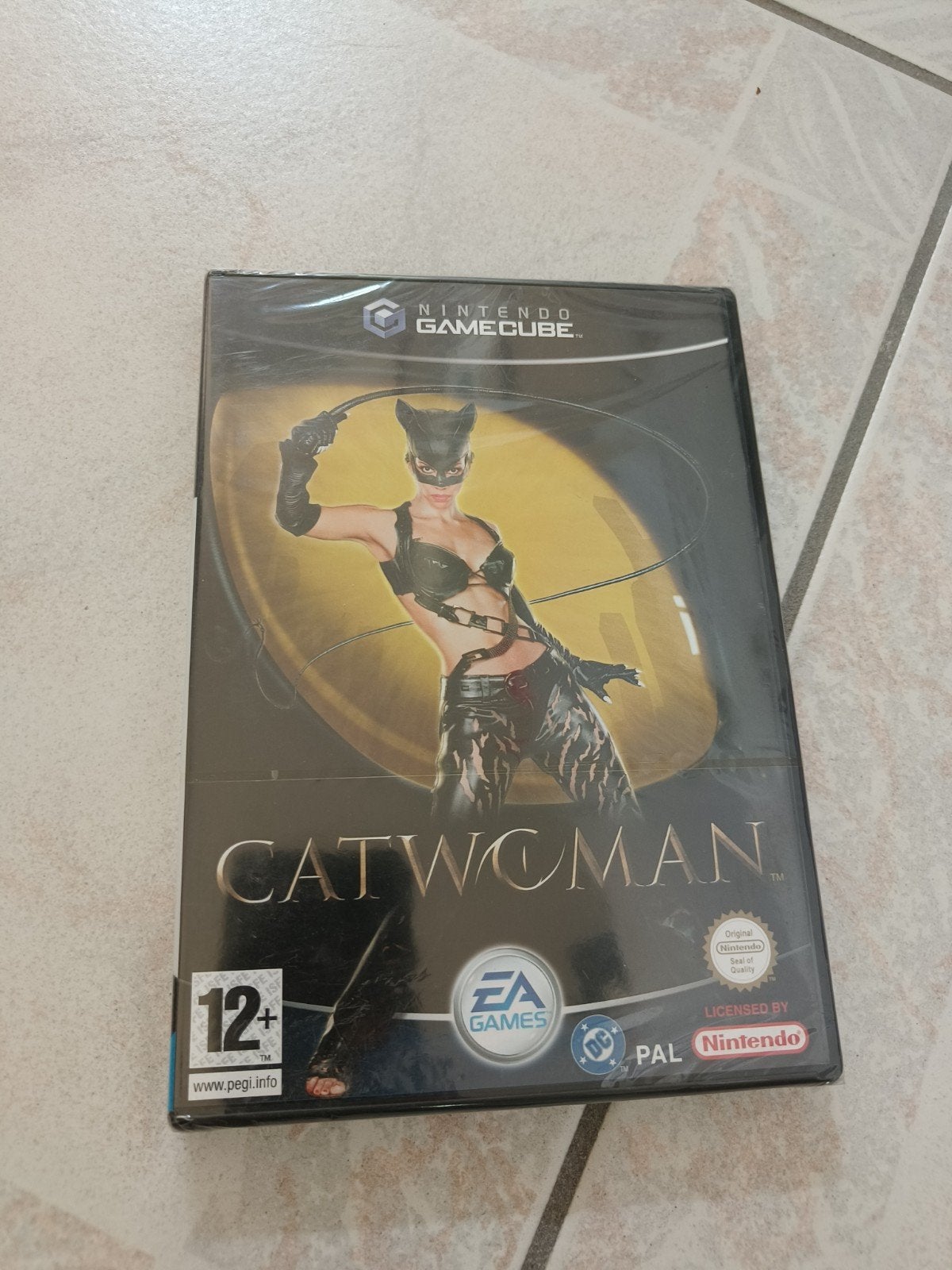 Catwoman - Gamecube in verpakking, Ophalen