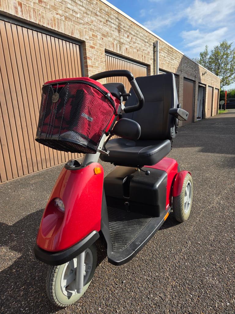 Trophy scootmobile in zeer goede staat, Diversen, Ophalen