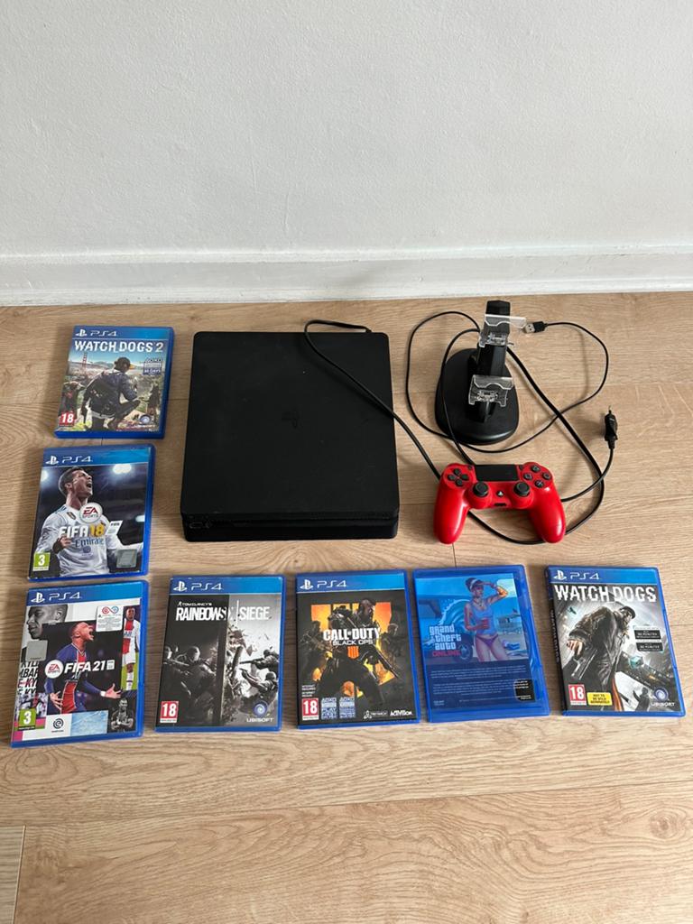 PlayStation 4, Enlèvement, Utilisé, 1 TB, Avec jeux