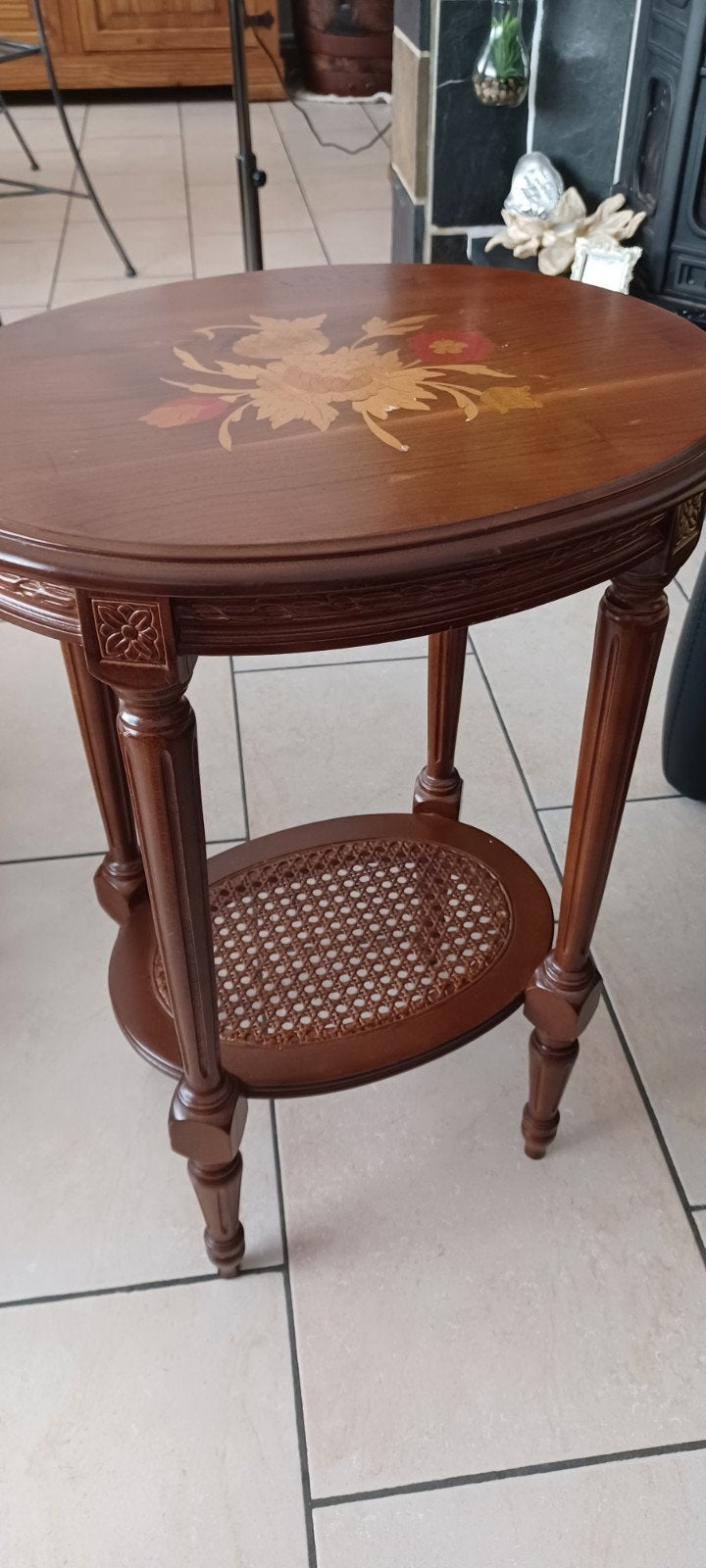 Bijzettafel ,zeer goede staat, Ophalen