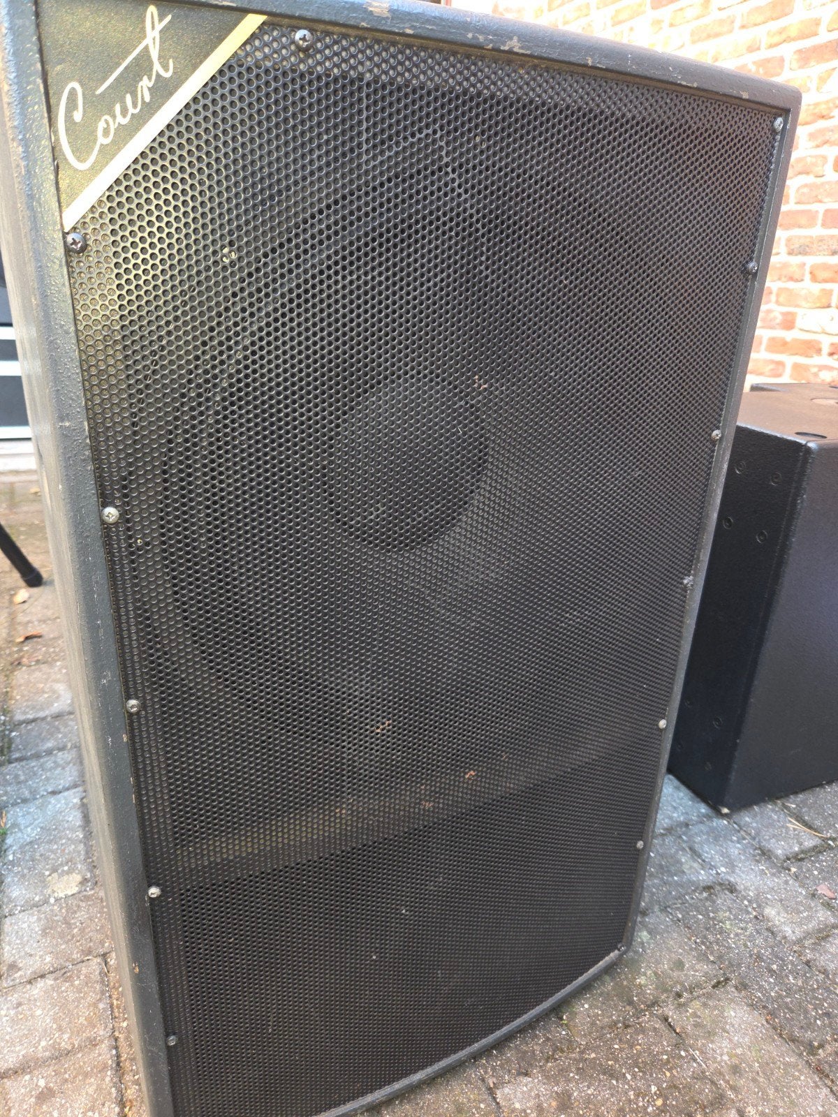 pompe à basses 600 à 1 000 watts, Enlèvement, Utilisé