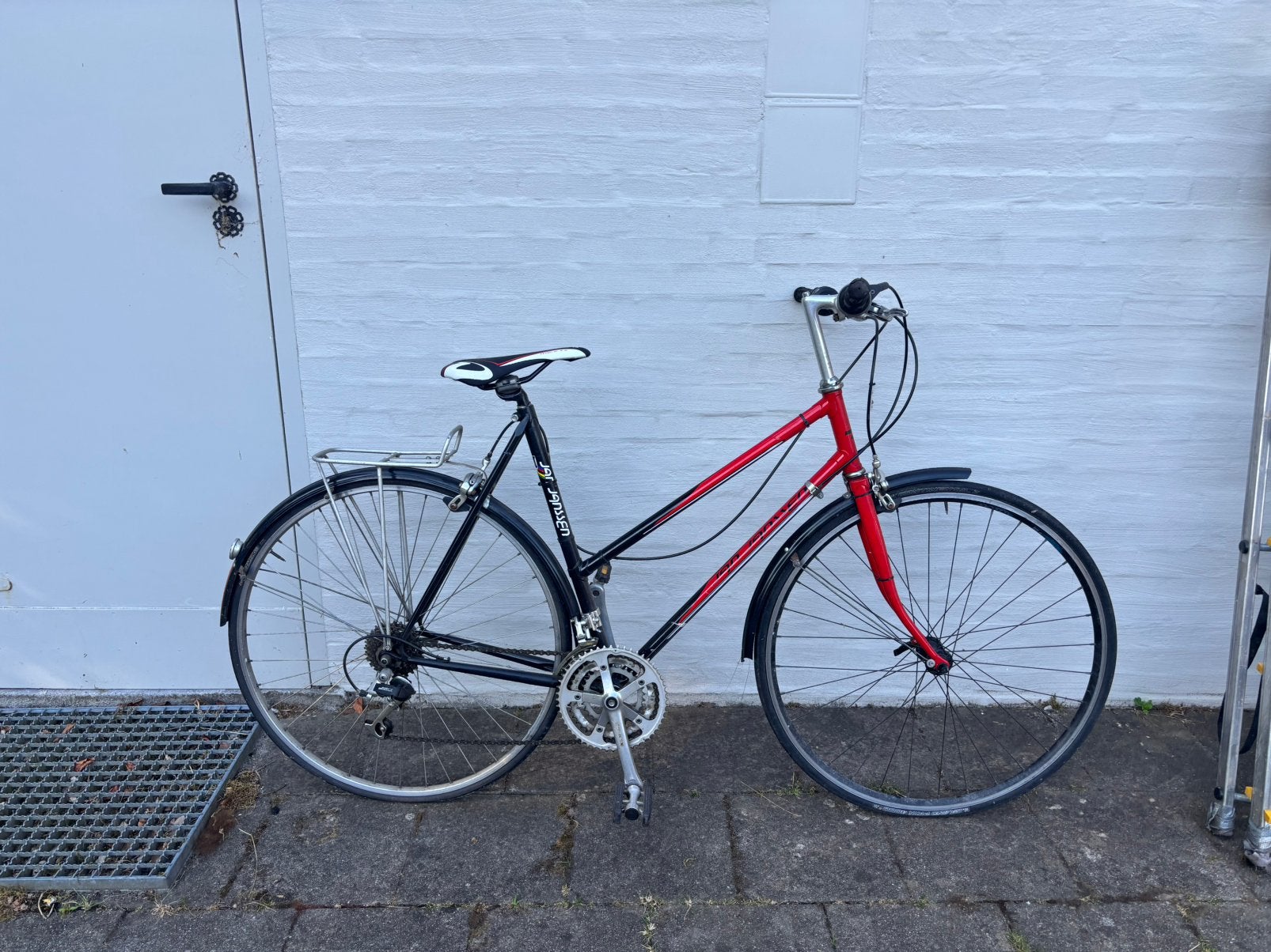 Damesfiets Jan Janssen, Fietsen en Brommers, Ophalen, Zo goed als nieuw