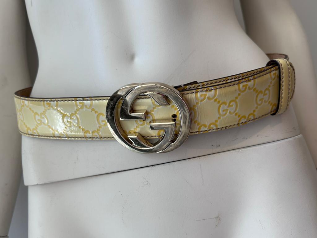 Gucci ceinture cuir vernis jaune pale logo GG 80, Vêtements | Femmes, Ceintures, Comme neuf, Ceinture, Enlèvement ou Envoi