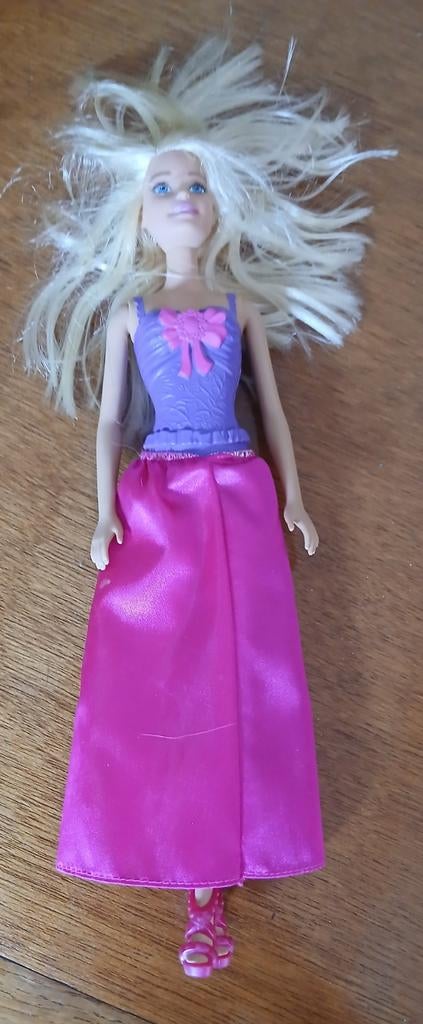 GRATIS Barbie poppen en figuurtjes, Kinderen en Baby's, Ophalen