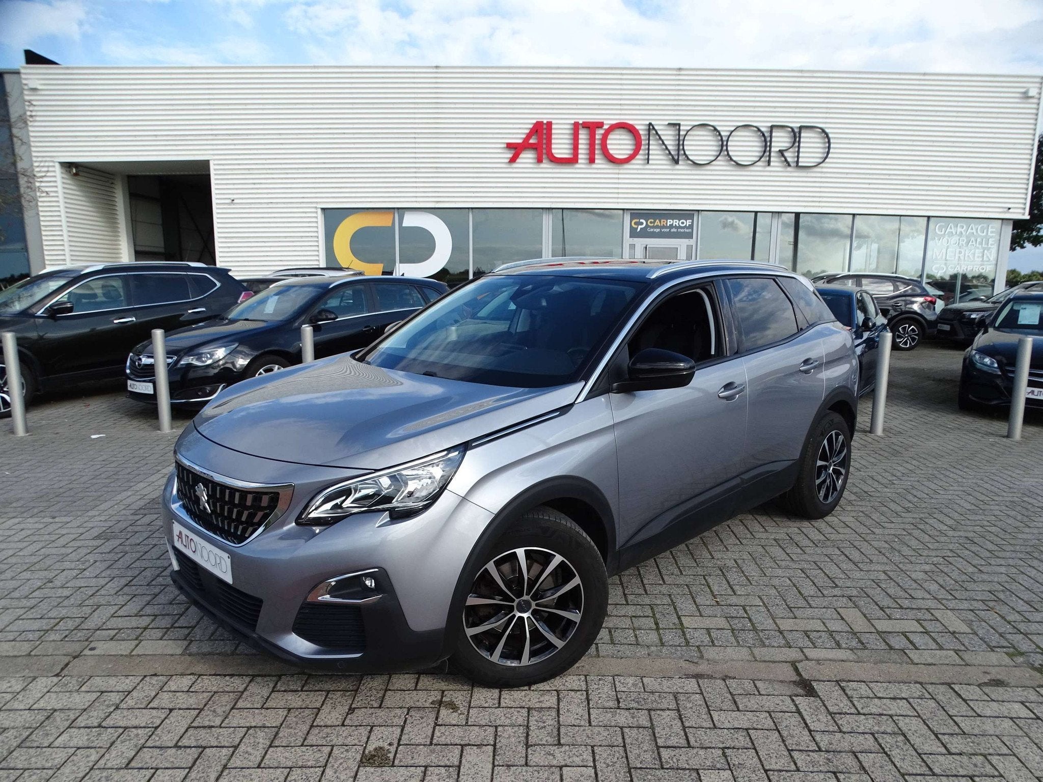 Peugeot 3008 3008 1.2 PureTech Allure AUTOMAAT * TOPSTAAT!, Autos, Argent ou Gris, Achat, Entreprise, Noir