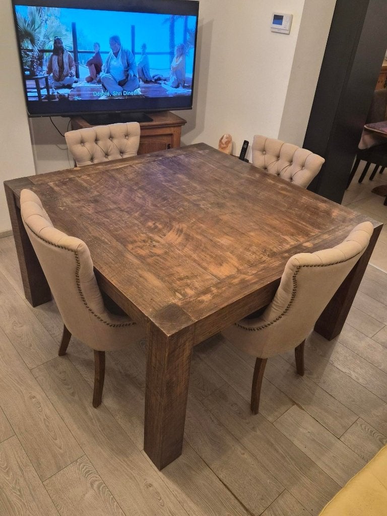 table en chêne massif + 4 chaises, Enlèvement, Utilisé, Rustiek, 4 à 6 chaises