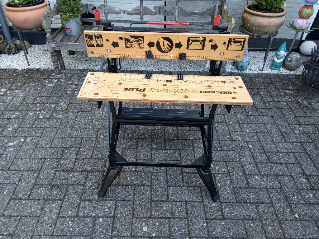 Bankschroef, workmate merk Black & Decker plus izgst., Ophalen, Zo goed als nieuw, Inklapbaar