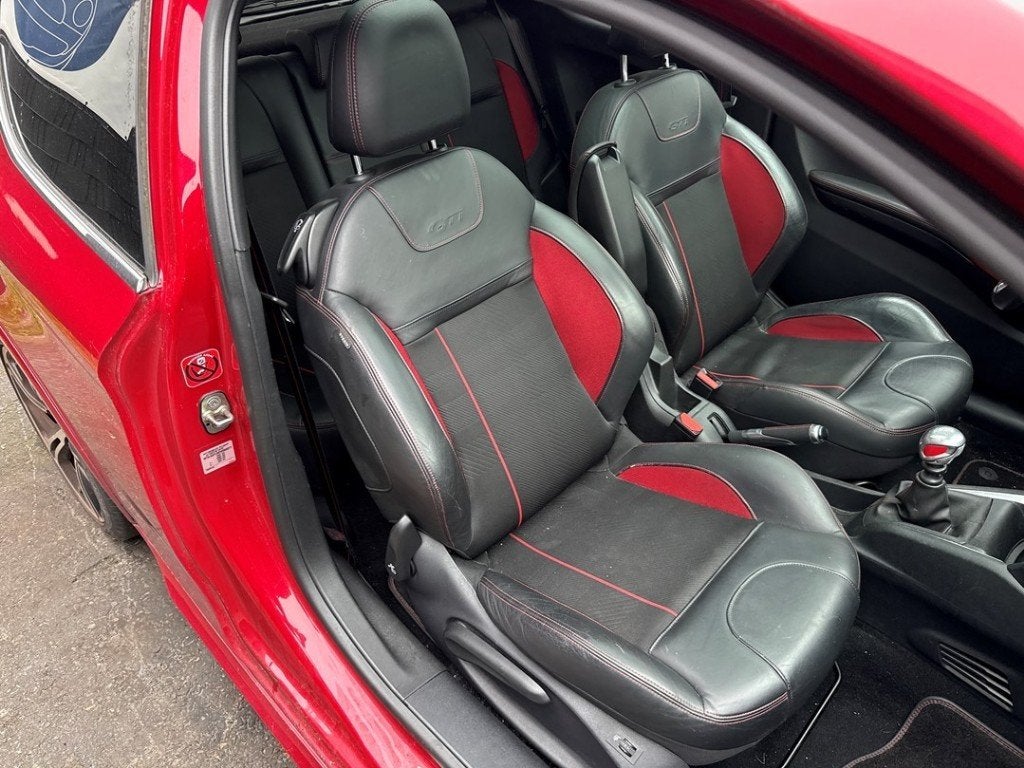 SIEGE AVANT DROIT ( PASSAGER ) 208 I (CA / CC / CK / CL), Autos : Pièces & Accessoires, Kontakt-peugeot@peugeot.com, Utilisé, Peugeot Deutschland GmbH