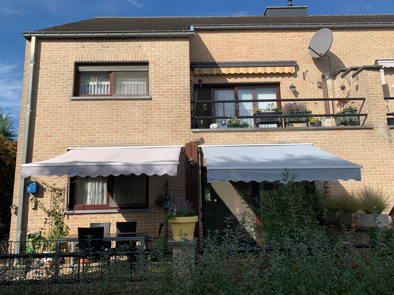 2 luifels in goede staat, apart of samen te koop, Tuin en Terras, Ophalen, Zo goed als nieuw, Uitvalscherm