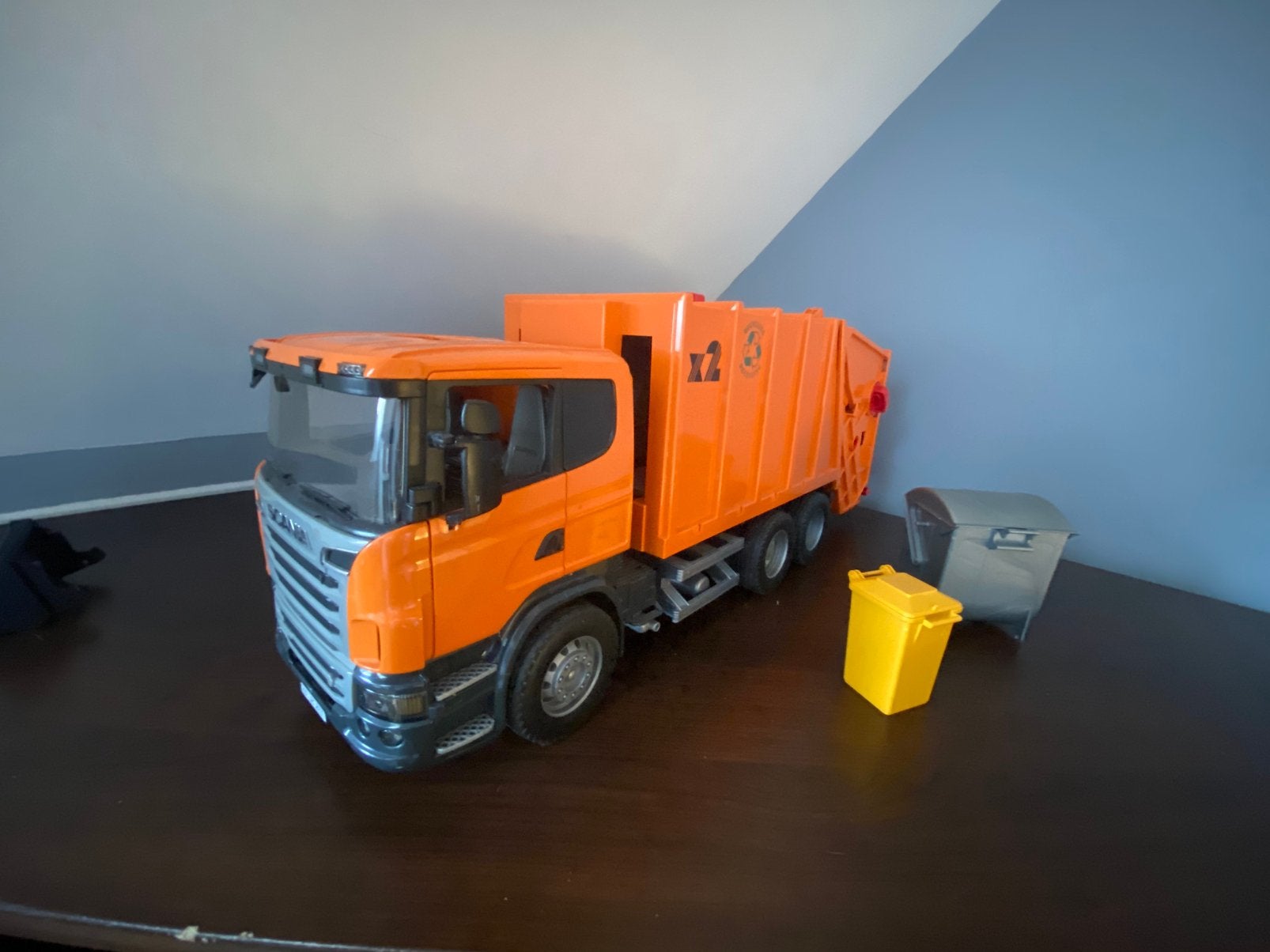 Camion poubelle bruder avec accessoires, Enlèvement, Neuf