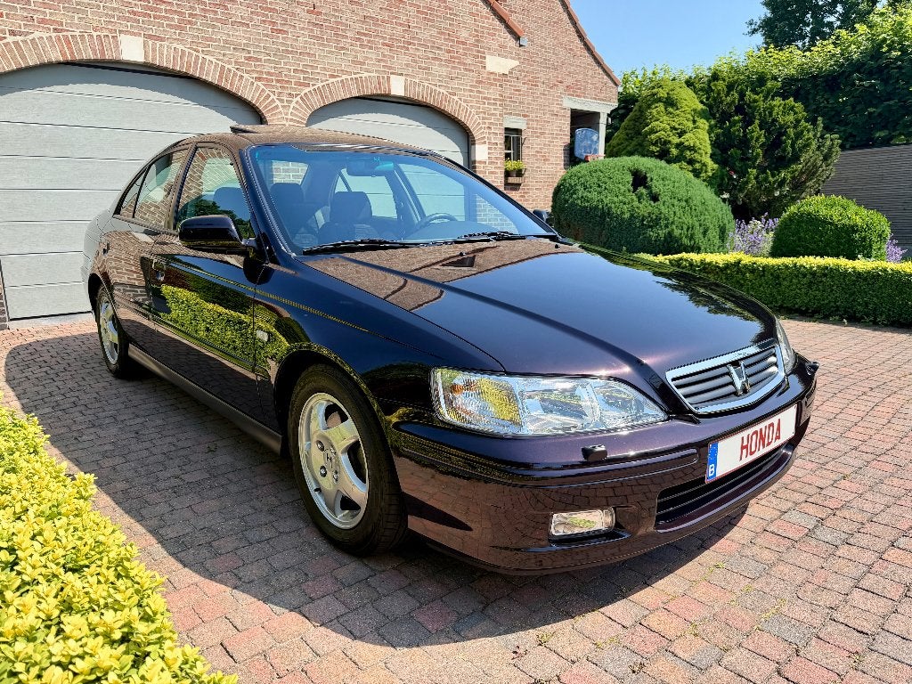 Honda Accord 1.8i CG8 38.239km!! Nieuw - Inschrijfklaar, Auto's, Honda, 4 deurs, Stof, Zwart, 4 cilinders