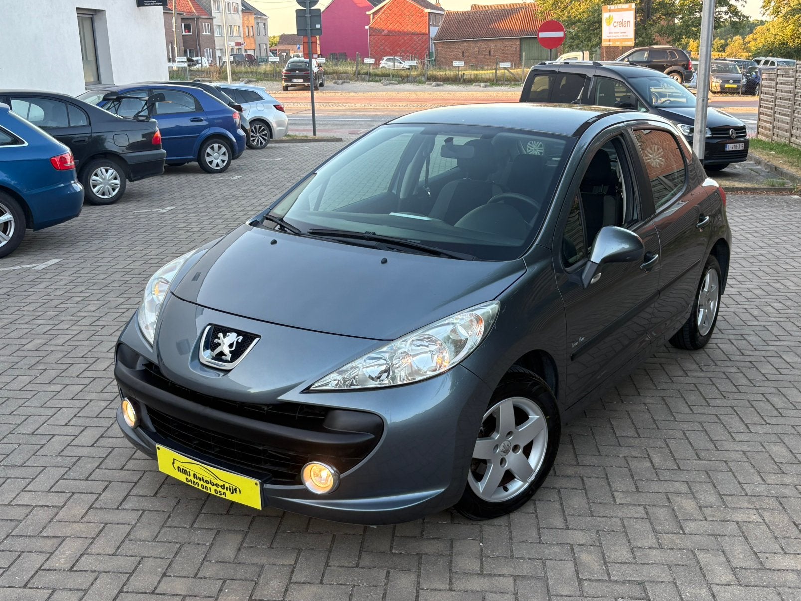 Peugeot 207 1.4 benzine urban move série 110.000km, 4 deurs, Zwart, Bedrijf, Euro 4