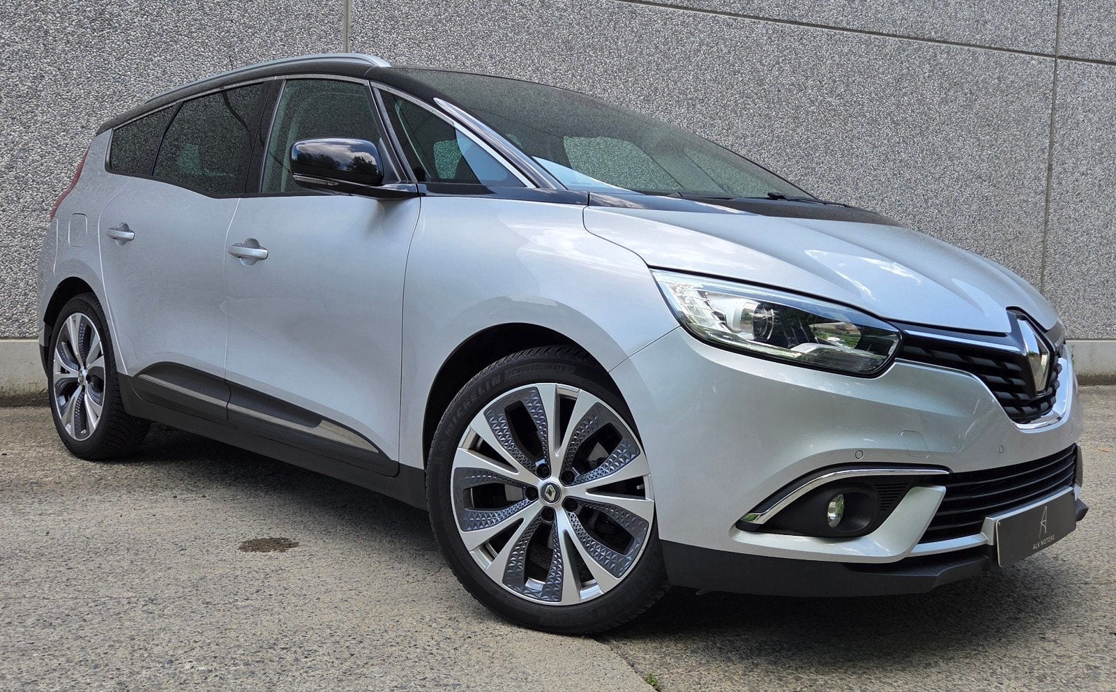 Renault Grand Scenic 1.33 TCe **GARANTIE*AUTOMAAT*7PL**, Auto's, Dealer onderhouden, Monovolume, 4 cilinders, 164 g/km