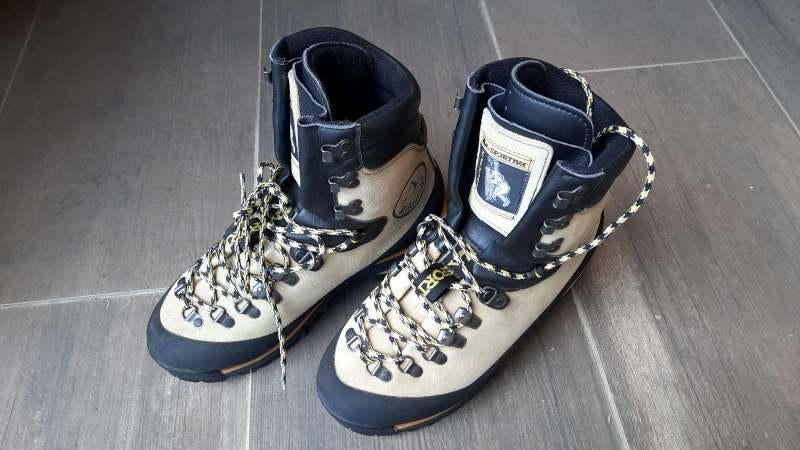 Verschillende herenschoenen, Ophalen, Gedragen, Sneakers