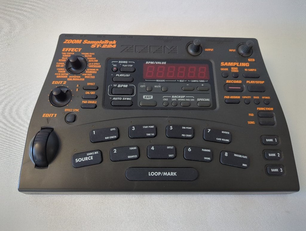 Zoom ST-224 Sampletrak Groovesampler, Muziek en Instrumenten, Samplers, Ophalen of Verzenden, Zo goed als nieuw