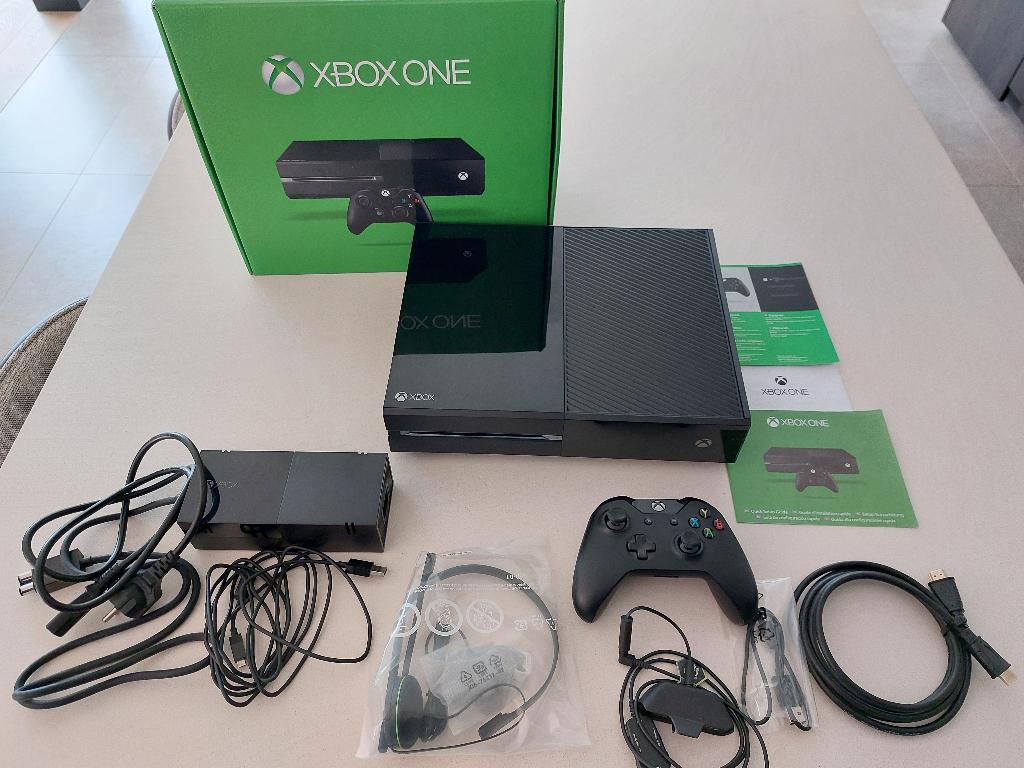 Xbox One, Games en Spelcomputers, Spelcomputers | Xbox One, Ophalen, Zo goed als nieuw, Xbox One