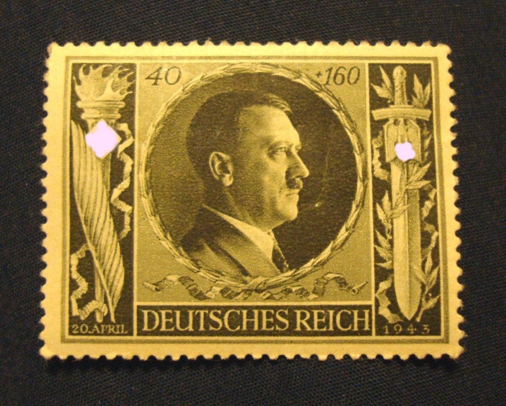 Duitse postzegel 40 + 160 pfenning met Hitler 1943, Postzegels en Munten, Verzenden, Overige periodes, Postfris