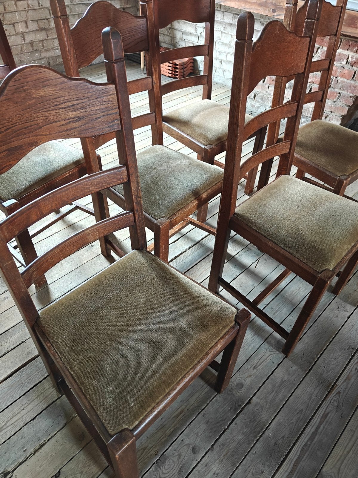 6 chaises rustiques en bois, assises velours vert, années 70, Enlèvement