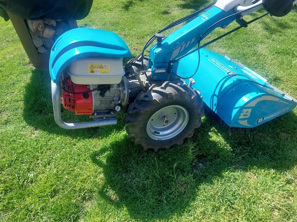 Motoculteur bertolini 403 moteur honda, Ophalen