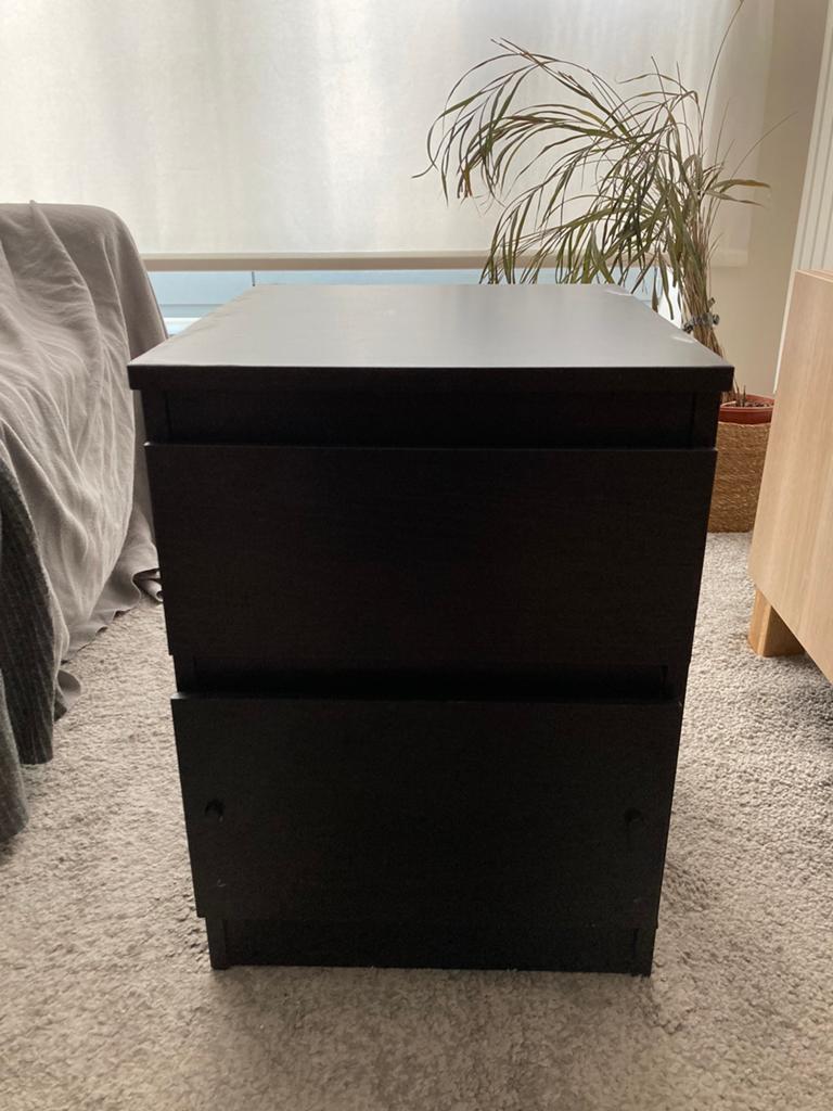 IKEA dressoir met 2 laden | Nachtkastje | Nachtkastje, Huis en Inrichting, Slaapkamer | Nachtkastjes, Gebruikt, Minder dan 45 cm
