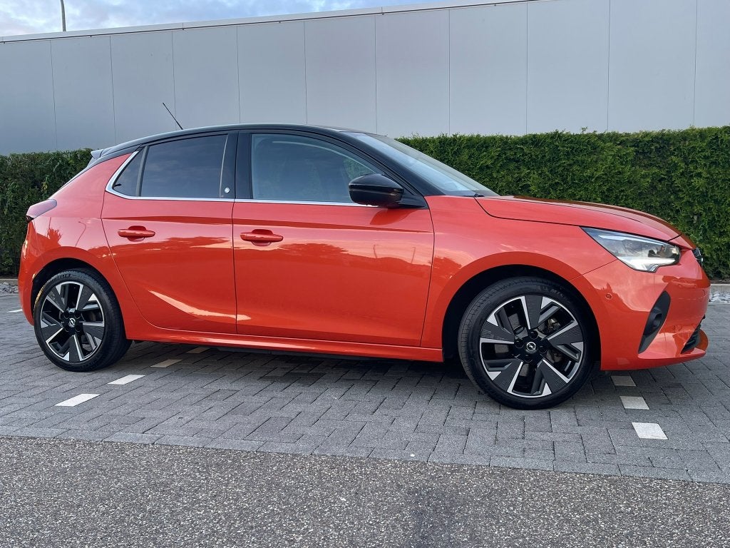 Corsa-e Elegance, Autos, 100 kW, Achat, Autres couleurs, Noir