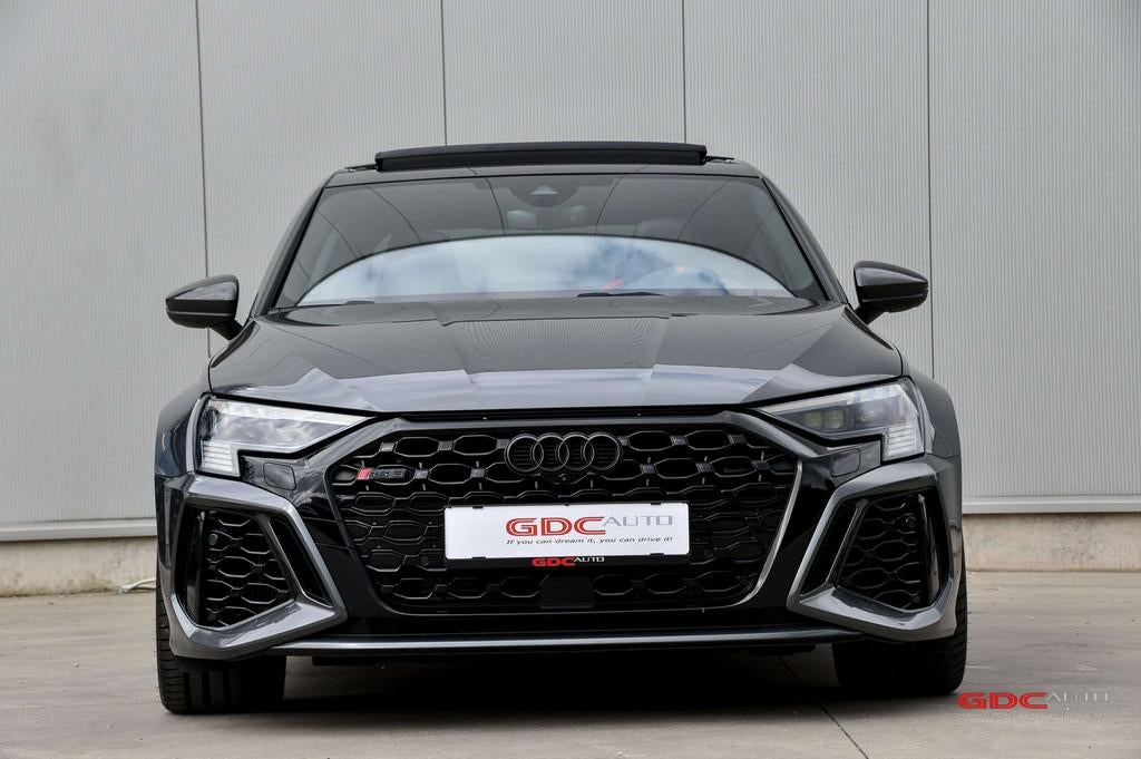 Audi RS3 RS3 Berline I CERAMIC BRAKES I CARBON PAKKET I PANO, RS3, 1650 kg, Leder, Bedrijf