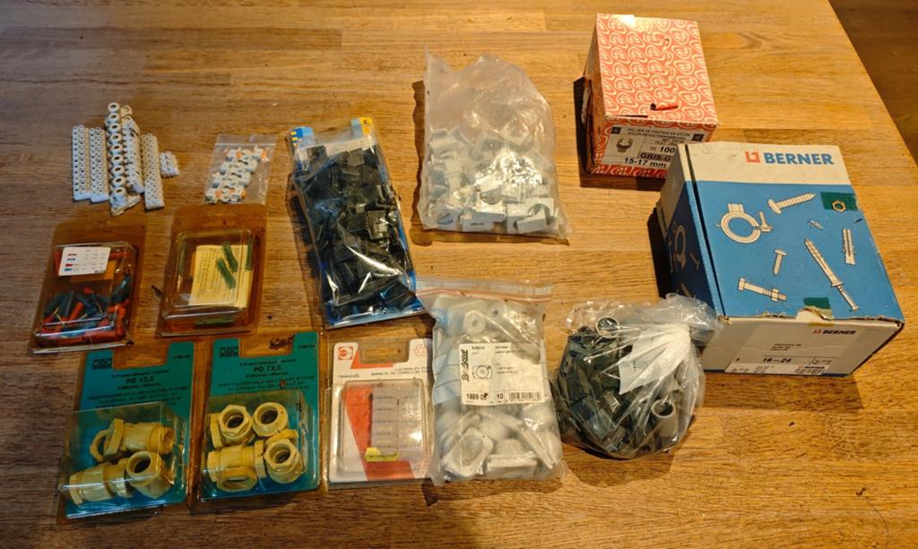 Schakelmateriaal elektriciteit, Ophalen