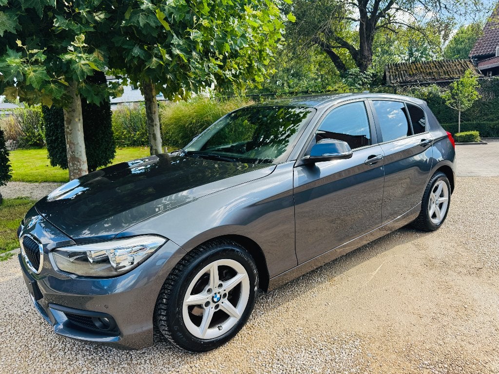 BMW 118i AUTOMATIQUE HOMOLOGUÉE À SEULEMENT 93 000 KM, Argent ou Gris, Achat, Euro 6, Entreprise