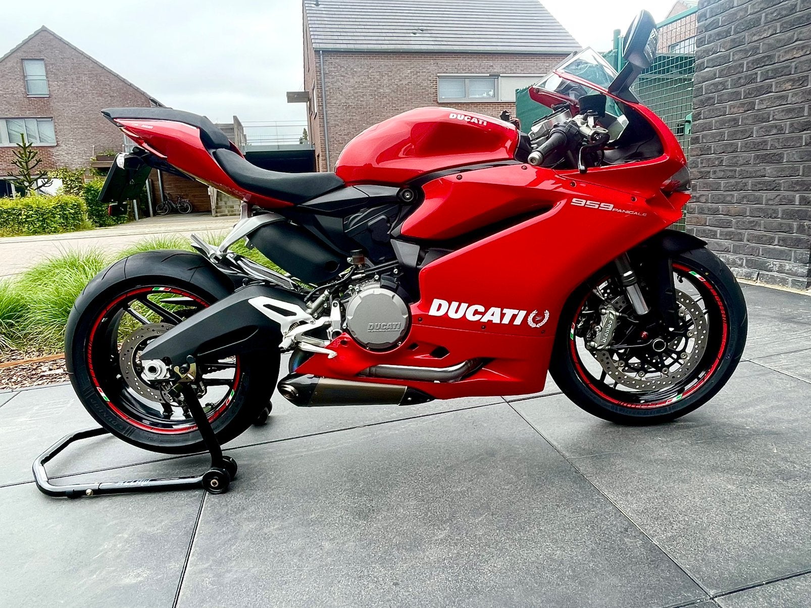 Pot d'échappement Ducati 959 Panigale Akrapovic, Permis Moto A, ABS, Occasion, Plus de 35 kW
