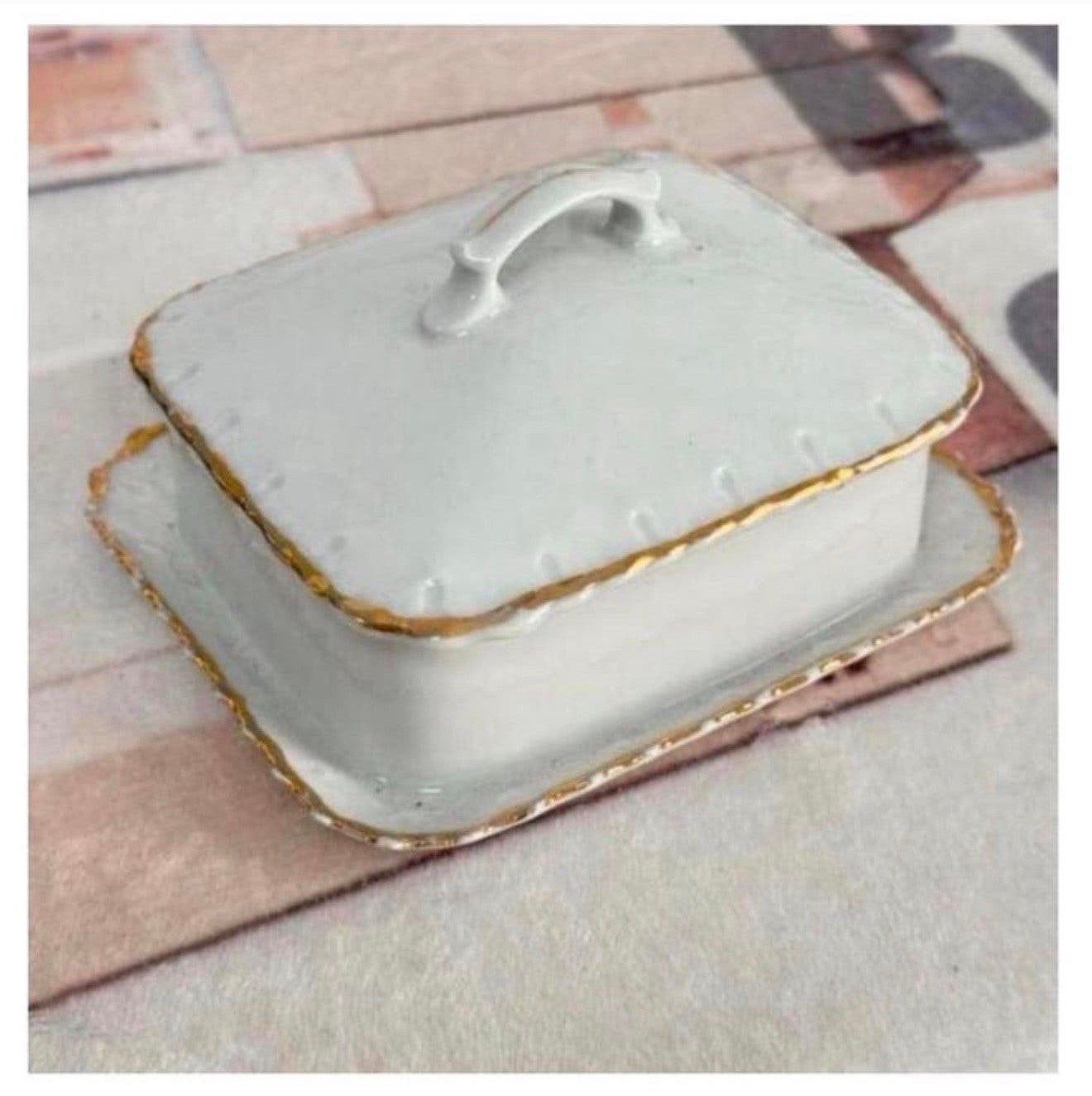 Beurrier en porcelaine désossée de Tchécoslovaquie Victoria, Enlèvement ou Envoi