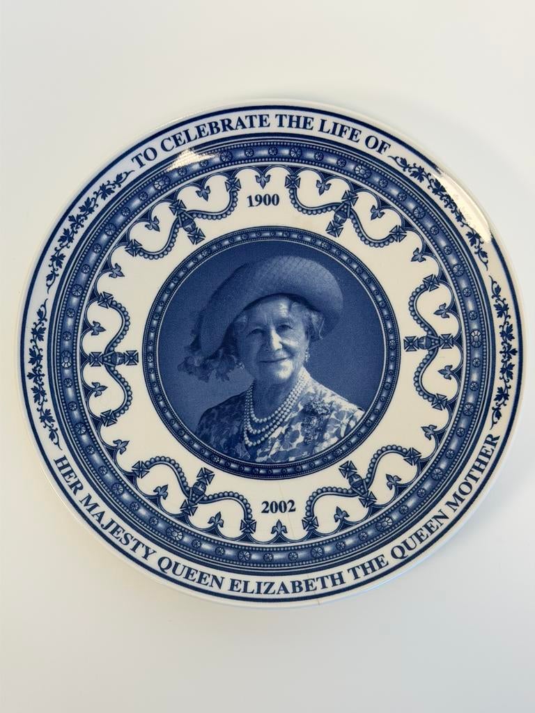 Wedgwood Queen Elizabeth Gedenkbord Wandbord 1900-2002 bord, Antiek en Kunst, Ophalen of Verzenden