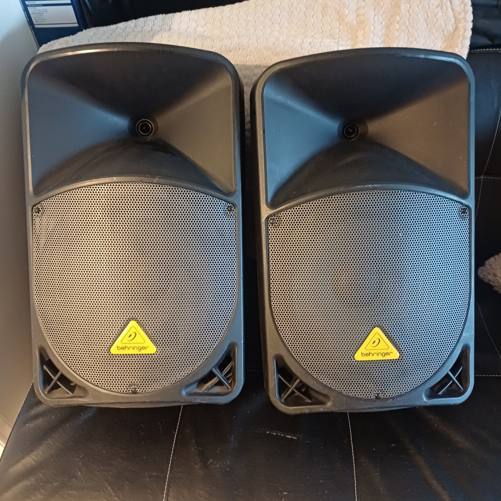 2 x actieve boxen 1000 w 12", Ophalen