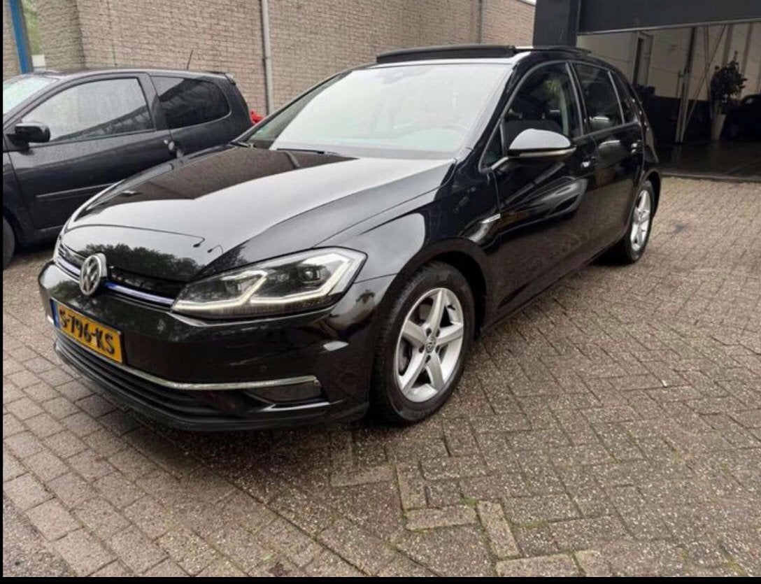 Volkswagen Golf 7.5 1.5 TSI Highline BlueMotion DSG (2018), Auto's, 4 cilinders, Zwart, 96 kW, 5 zetels