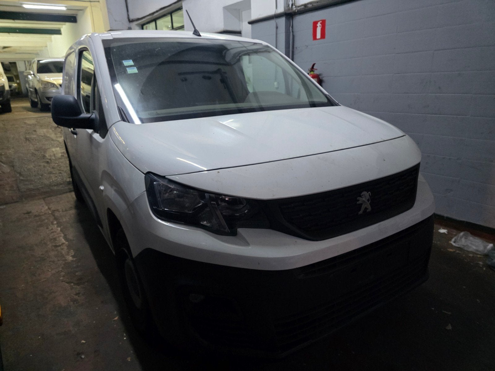 Peugeot Partner 1.6HDI 2019, Auto's, Voorwielaandrijving, 4 deurs, Euro 6, https://public.car-pass.be/vhr/abcf69e9-b7ad-4b03-8189-dcbe14e074ed