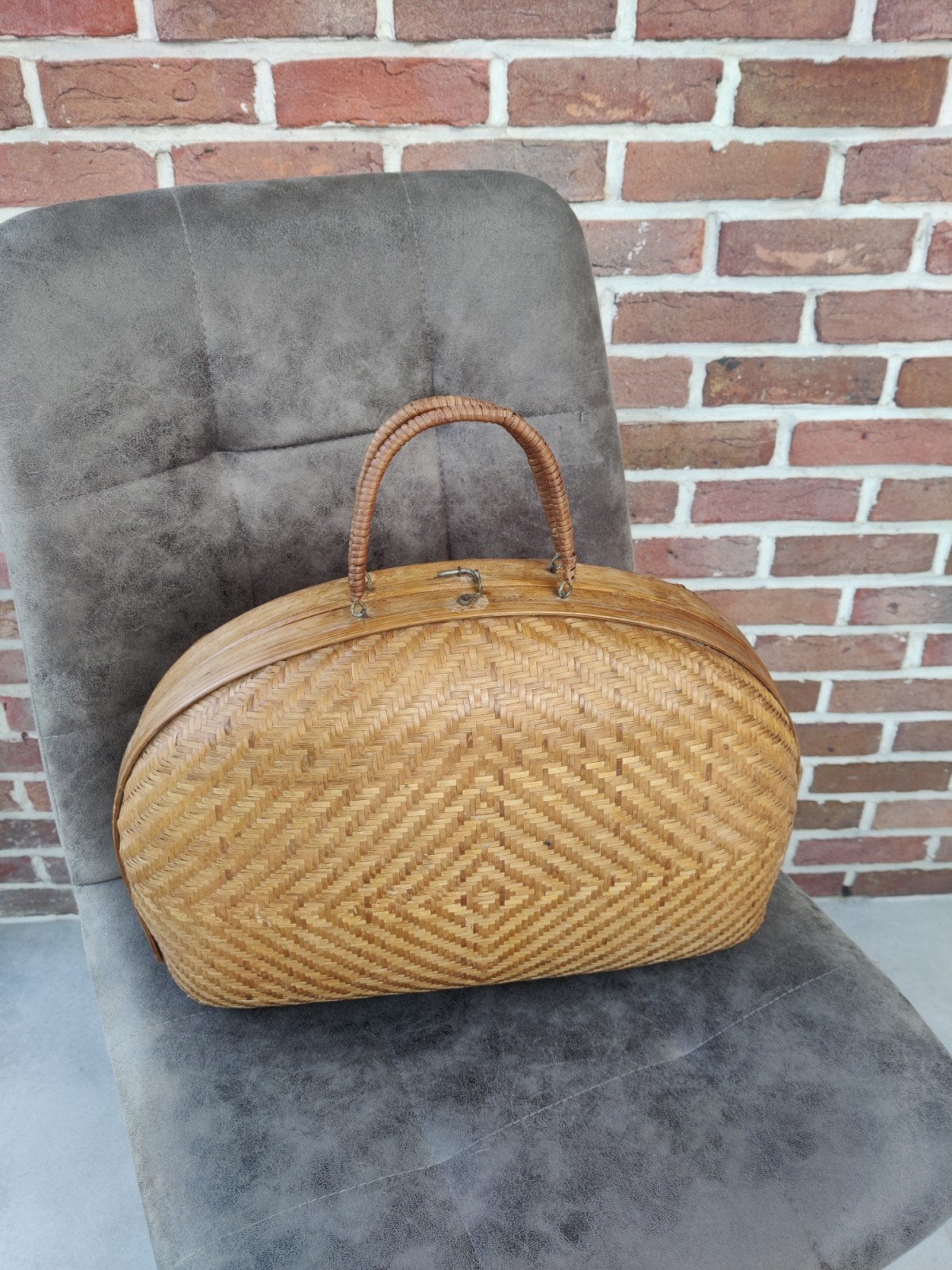 Sac à main vintage en bambou 1950, osier en forme de losange, Maison & Meubles, Enlèvement ou Envoi, Métal