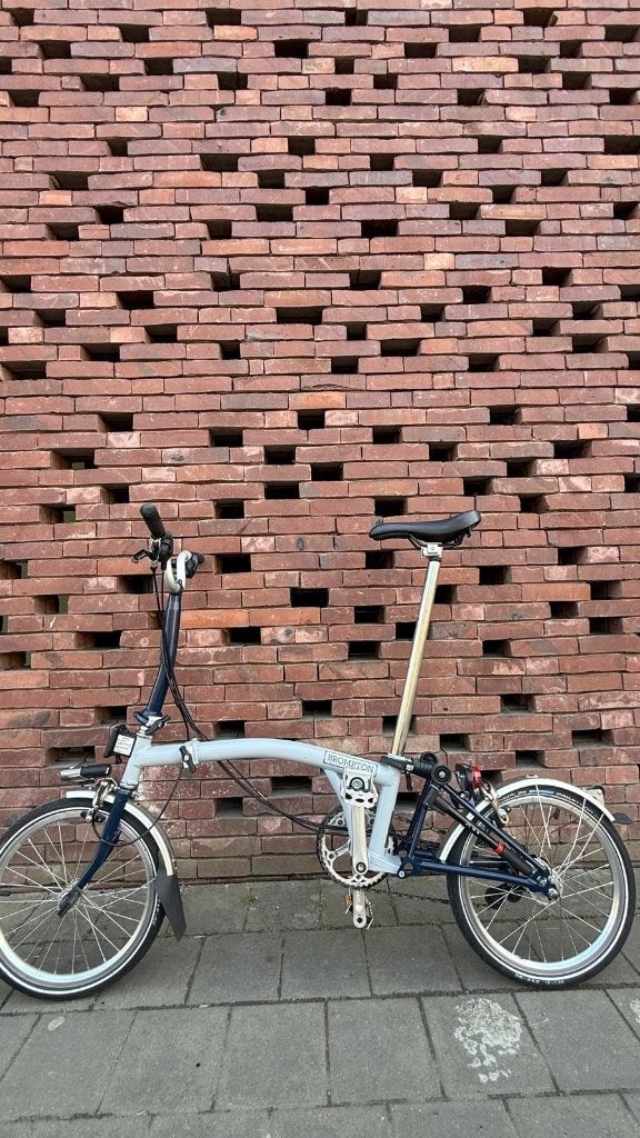 Brompton M6R grijsblauwe USB-verlichting met 6 versnellingen, Ophalen, Brompton, Velgrem, 14 tot 16 inch