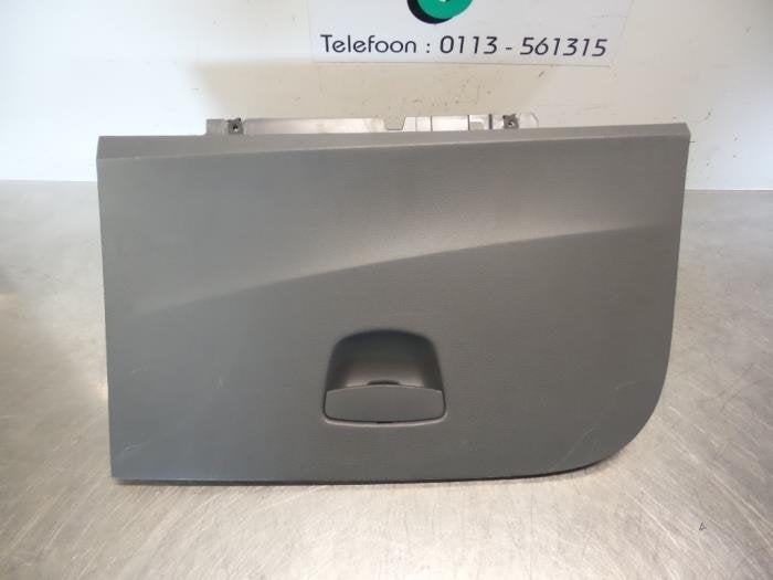 Boîte à gants d'un Seat Ibiza (Ibiza 08-), -, 3 mois de garantie, Utilisé, -