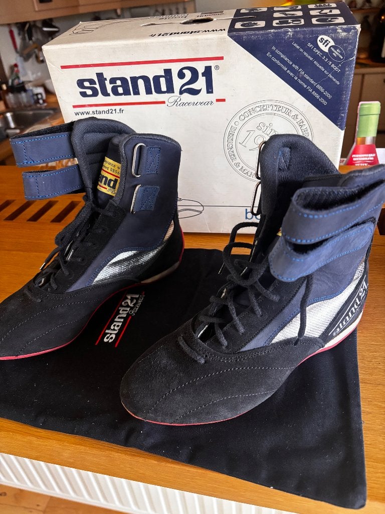 Sport schoenen Stand 21 FIA, Nieuw, Ophalen of Verzenden, Stand 21, Sportschoenen