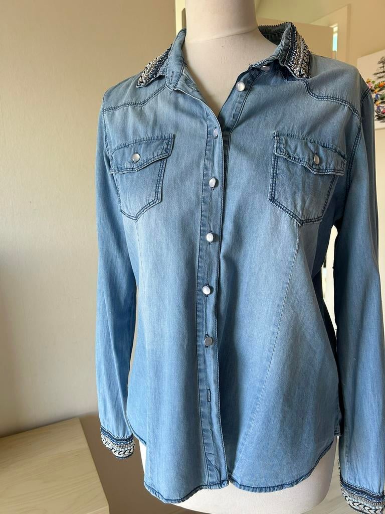 Jeansbloes strasse Lola Liza 38, Ophalen of Verzenden, Zo goed als nieuw, Maat 38/40 (M), Blauw
