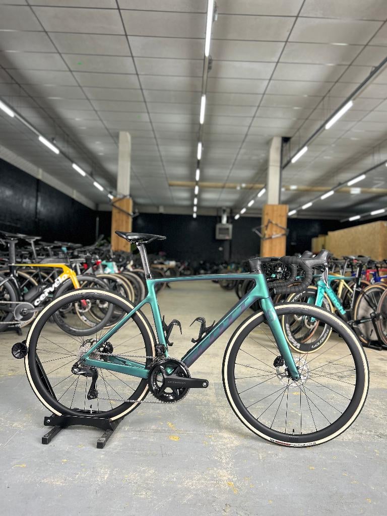 Scott Addict RC15 Di2 Carbon Racefiets, Enlèvement, Comme neuf