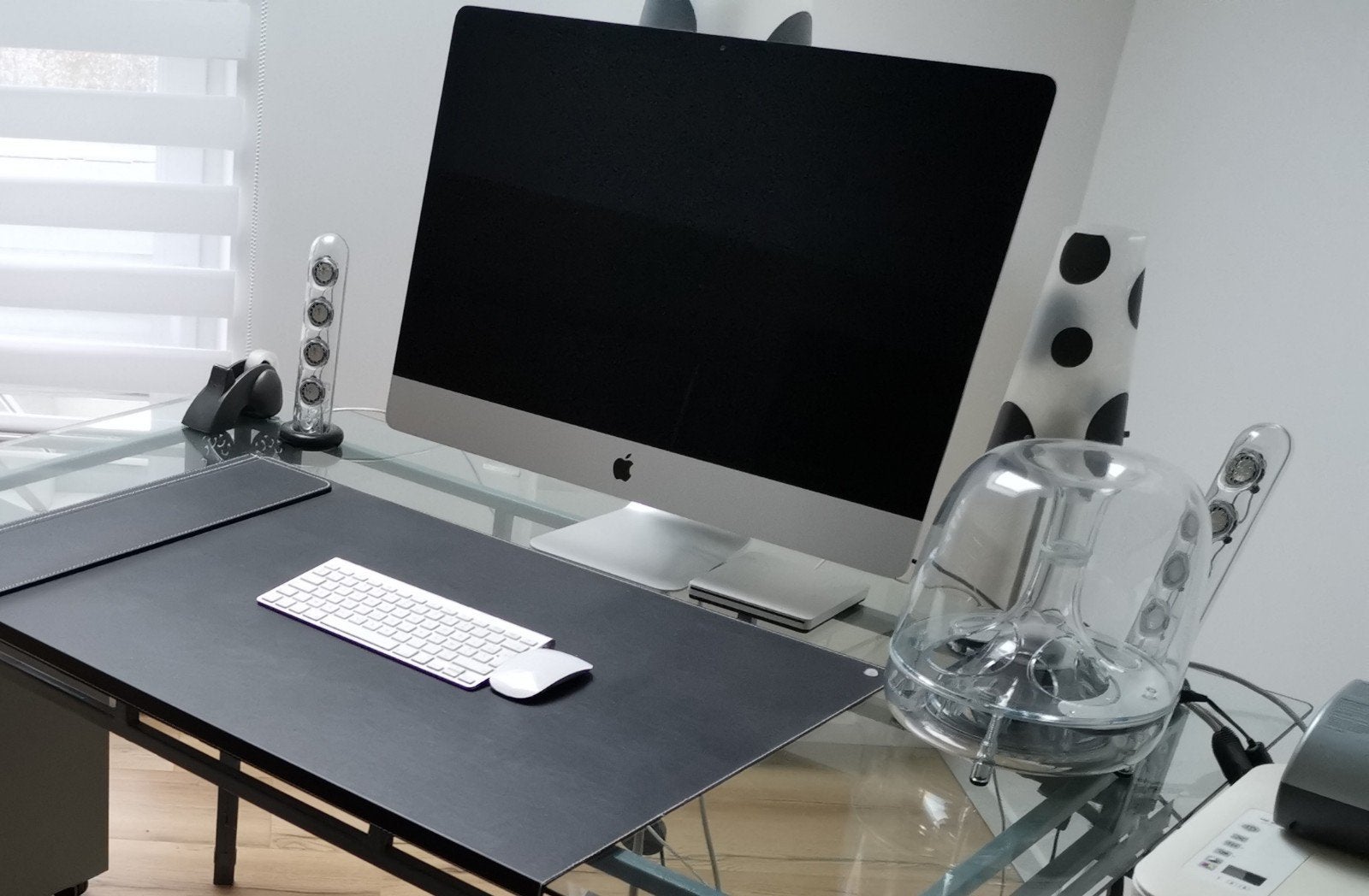 Ordinateur Apple plus Harman cardon,lecteur, clavier et sour