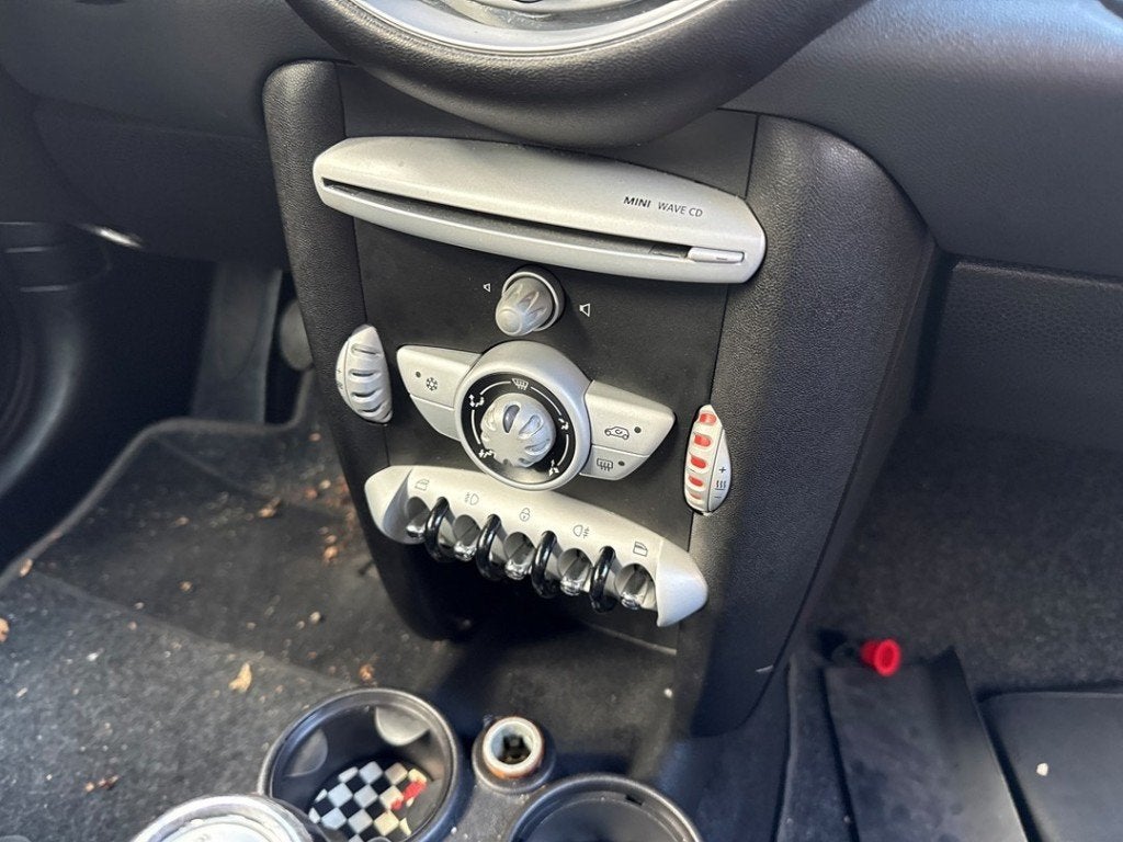 RADIO Mini Mini (R56) (01-2006/11-2013) (|65123449347|), Gebruikt, Mini, Petuelring 130
80809  München, DE, Minikundenbetreuung@mini.de