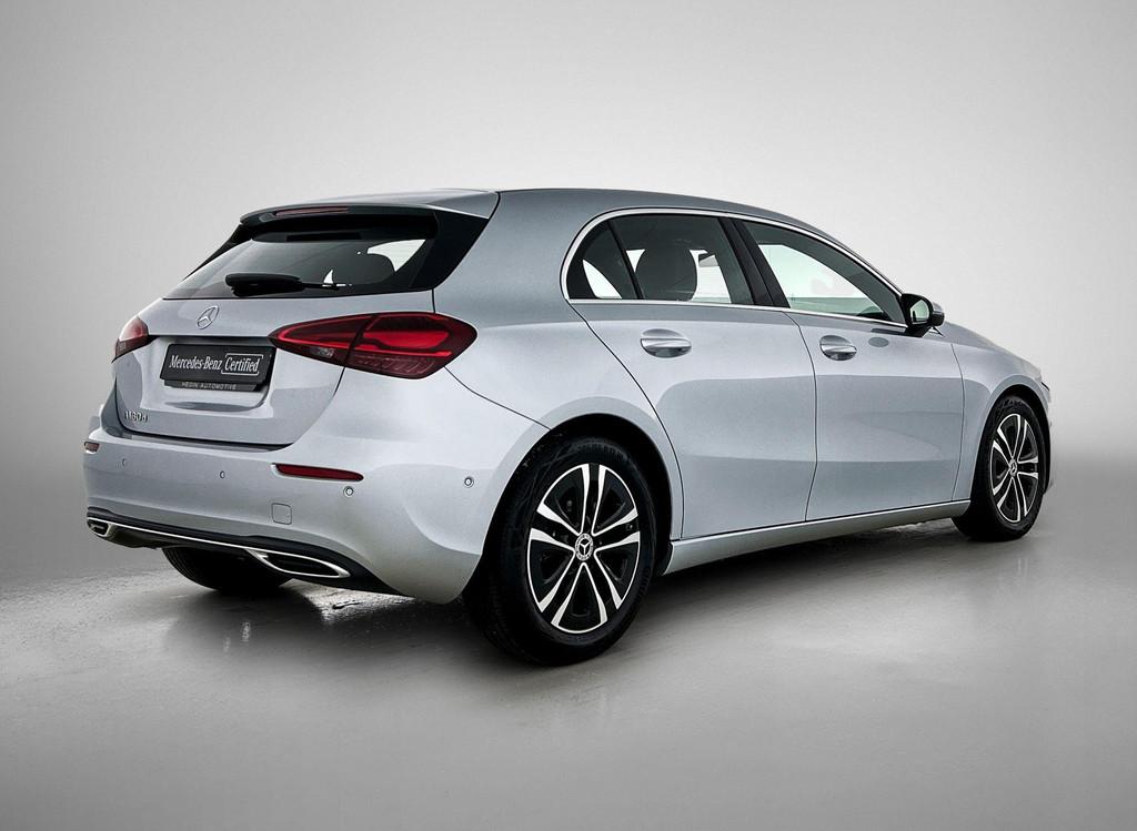 Mercedes-Benz A-Klasse 180 D Hatchback Business Line Smartph, Achat, Entreprise, 116 ch, Entretenue par le concessionnaire
